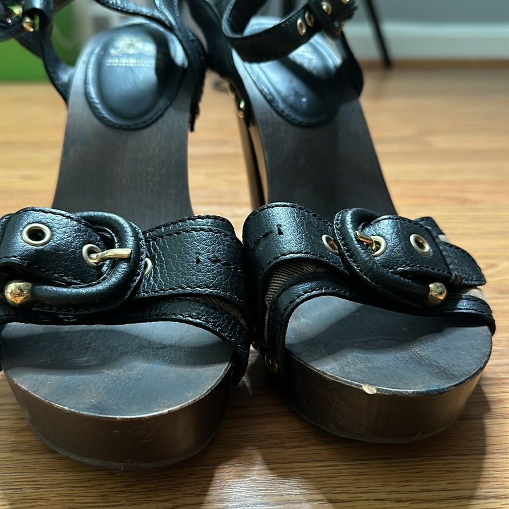 Burberry Sandals - Picture 4 of 6